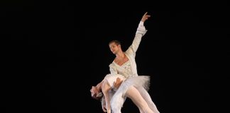 La grande danza riparte con il Gran Galà del Balletto di Milano Il Lago dei Cigni, Lo Schiaccianoci e Carmen sabto 6 al Teatro Nuovo.