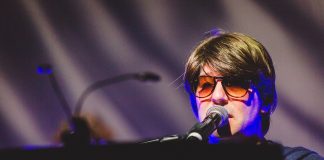 De Andrè, la storia, giovedì 27 e sabato 29 al Teatro Leonardo.
