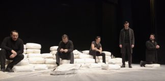 La Peste di Camus, il tentativo di essere uomini, dal 22 al 27 marzo al Teatro Carcano.