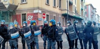 Sgombero via Gola, tensioni tra antagonisti e Forze dell’Ordine.