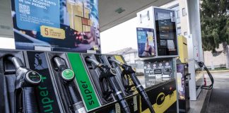 Crisi ucraina, si impenna il prezzo della benzina.