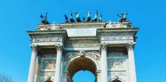 Dall’Arco della Pace raccolti 300 kg di plastica monouso: l’iniziativa di Plastic Free e BRITA che ha coinvolto i cittadini per la tutela dell’ambiente.