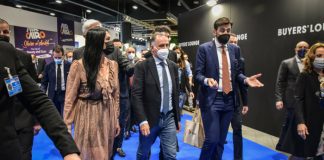 Il ministro Garavaglia inaugura la Bit: è l’anno della ripartenza del turismo.