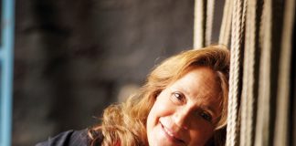 La Grande Età: rassegna culturale su longevità al Teatro Franco Parenti.