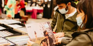East Market speciale Record Store Day, tra CD, vinili e cassette torna anche il walkman domenica 24.
