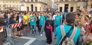 Monsignor Delpini incontra gli animatori degli oratori estivi venerdì 13 in Piazza Duomo.