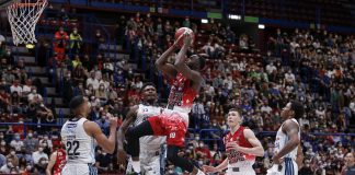 Con un parziale di 11-0 nel finale l’Olimpia supera Brindisi e suggella imbattibilità interna in regular season.