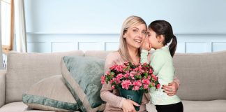 Festa della Mamma, torna l’Azalea della Ricerca per Airc.