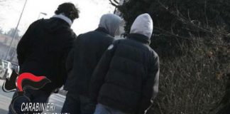 Rapine a coetanei, arrestati 2 minori a Desio.