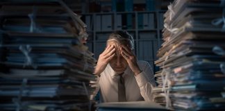 La burocrazia porta via alle imprese 238 ore all’anno, lo studio di Confartigianato.