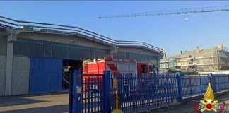 Incidente sul lavoro, operaio cade da 8 metri a Casarile, salvo per miracolo.