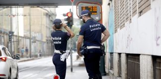 Bambino ucciso in bici, preso omicida stradale, era senza patente, sotto effetto di droghe e con gamba ingessata.