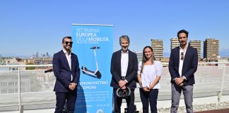 Mobilità, sul tetto del Comune di Milano l’evento di Bird sulla sicurezza stradale per monopattini.