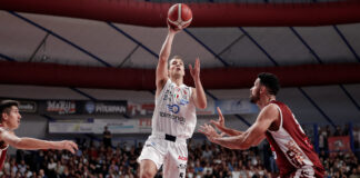 Un’Olimpia esausta cede a Venezia.