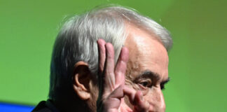 Regionali, Pisapia al Corriere: non mi candido. Moratti nome di destra, operazione Terzo Polo legittima ma spregiudicata.