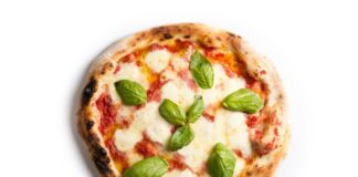 Da Gambero Rosso le migliori pizzerie della Lombardia: 9 indirizzi da non perdere con 3 Spicchi e 3 Rotelle.