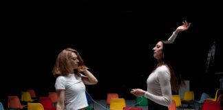 Sorelle di Pascal Rambert da mercoledì 18 a domenica 22 al Teatro Menotti.