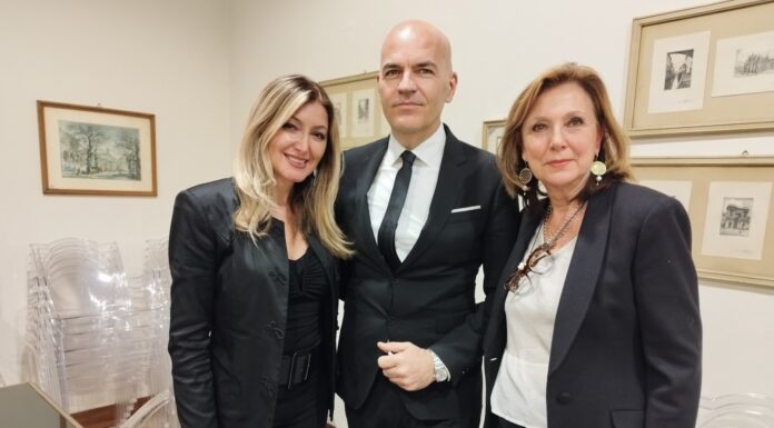 Grande successo della presentazione del libro Al di là delle nuvole di Giusy D’Arrigo