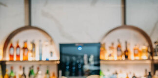 Santo all day long, dalla colazione al cocktail bar, a Milano in Via San Marco 14, a cura di 7heads.