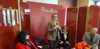 Imparare facendo, l’arte dell’incassatura nel progetto di Pomellato e Galdus.