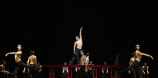 Roberto Bolle e la Compagnia di Maurice Béjart in un trittico dal 10 al 17 maggio al Teatro degli Arcimboldi.