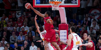 L’Olimpia chiude la serie contro Pesaro in Gara 4, ora semifinale contro Sassari.