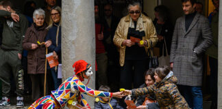 Il Mantello di Arlecchino, un progetto di teatro e arte partecipata, dal 4 giugno a Bergamo e a Brescia.