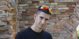 Quando insegnare la matematica appassiona le nuove generazioni. Parola d’ordine “Aspettative? Conosciamo il Prof. Pietro D’Innocenzo