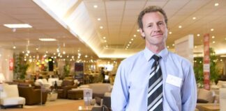 Fare carriera nel retail: da commesso a store manager