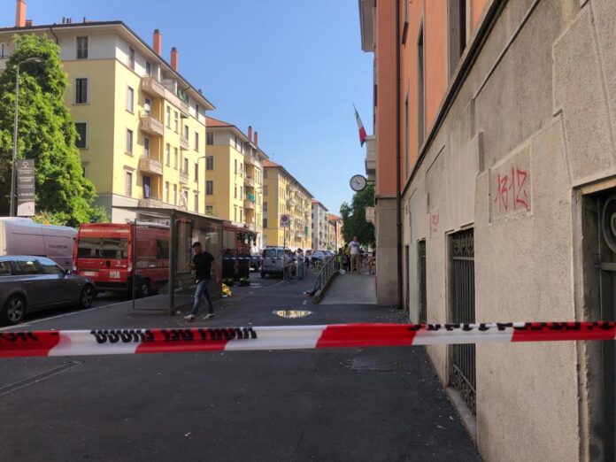 VIA CINQUECENTO, INCENDIO RSA (FOTO 3)