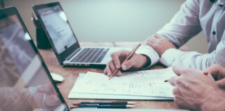 I milanesi comprano casa online? La survey di UNGUESS sulle principali piattaforme di vendita immobiliare