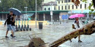 Maltempo, ciclone Poppea, allerta rossa in Valchiavenna e zone prealpine, arancione a Milano