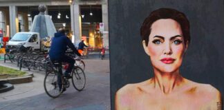 aleXsandro Palombo: città vandalizzata, colpa della politica