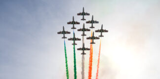Centenario Aeronautica, lunedì 11 Frecce Tricolori sorvoleranno Palazzo Pirelli