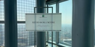 Intitolato a Silvio Berlusconi Belvedere di Palazzo Lombardia