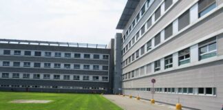 Incidente sul lavoro, operaio di 73 precipitato da un tetto, ricoverato in codice rosso a Legnano