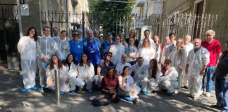 Cleaning Day, volontari al lavoro alle case Aler di via Mompiani e MM di via Inganni