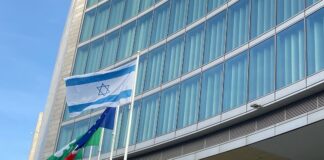 Bandiera Israele esposta a Palazzo Lombardia e Pirellone. A Palazzo Marino anche bandiera della Pace