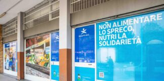 Inaugurato market solidale a Rozzano a cura di Progetto Arca