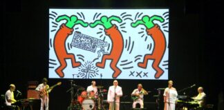 Mi resta un solo dente e cerco di riavvitarlo, Elio e Le Storie Tese in concerto al Teatro degli Arcimboldi 16 e 17 novembre