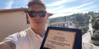 Matteo Frondizi, esperto di e-commerce e dropshipping di AG Academy premiato come miglior E-commerce Manager dell’anno al Festival delle Startup di Malta 2023