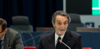 Comunicazione, Fontana: distinguere notizie vere da fake news