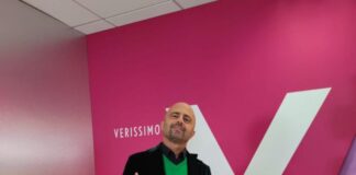 Luca Abete ospite a Verissimo per la festa di Striscia la Notizia