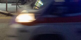 Incidente in viale Umbria, scontro auto-bici, muore ciclista