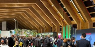 Folla delle grandi occasioni all’inaugurazione del Merlata Bloom Milano