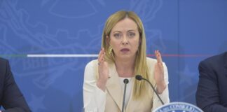 Premier e due ministri indagati per caso Almasri