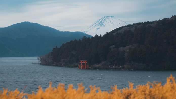 Hakone - Chean Ang Heng on Unsplash