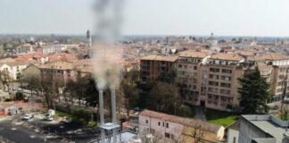 Parte la nuova centrale a gas di A2A nel centro di Lodi, Legambiente: passo indietro per la transizione energetica