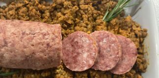 Cenone e brindisi di Capodanno, boom di richieste di cotechino e spumante lombardi