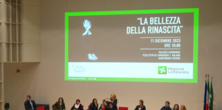 La bellezza della rinascita, centinaia di studenti a Palazzo Lombardia per il docufilm contro la violenza sulle donne
